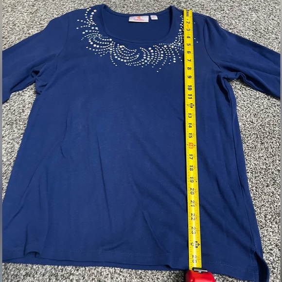 Quacker Factory blue embellished neckline long sleeve shirt M - Picture 3 of 8